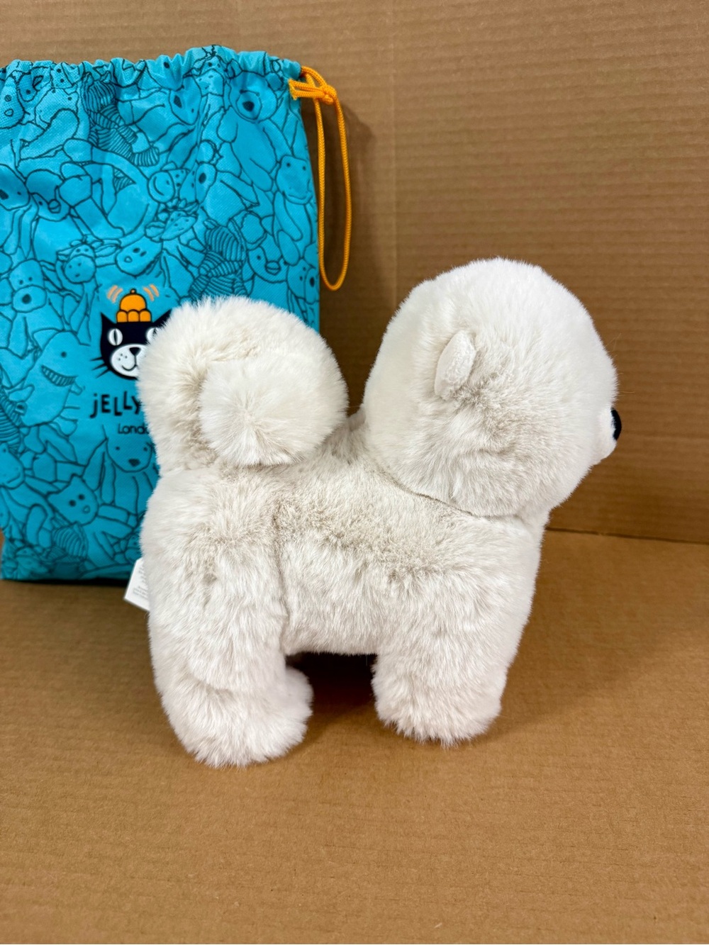 Jellycat “Daphne the Pomeranian” Plush Puppy with Turquoise Drawstring Bag - Picture 5 of 6